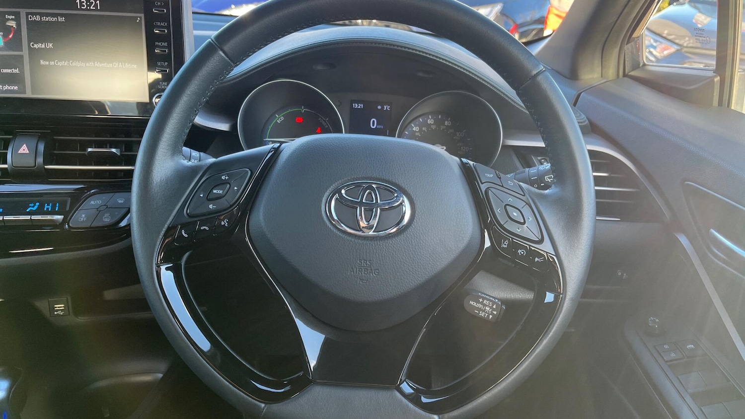 Used Toyota C-HR 2022 for sale - 76597249: Photo 8