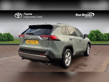 Used Toyota RAV4 2021 for sale - 76850147: Photo