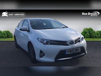 2015 (15) - 1.8 VVT-h Icon Plus CVT Euro 5 (s/s) 5dr