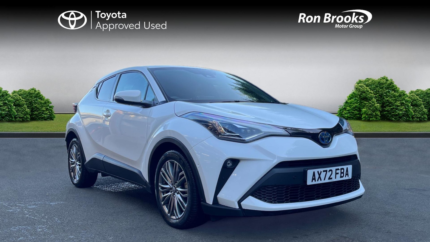 Used Toyota C-HR 2023 for sale - 76735259: Photo 1