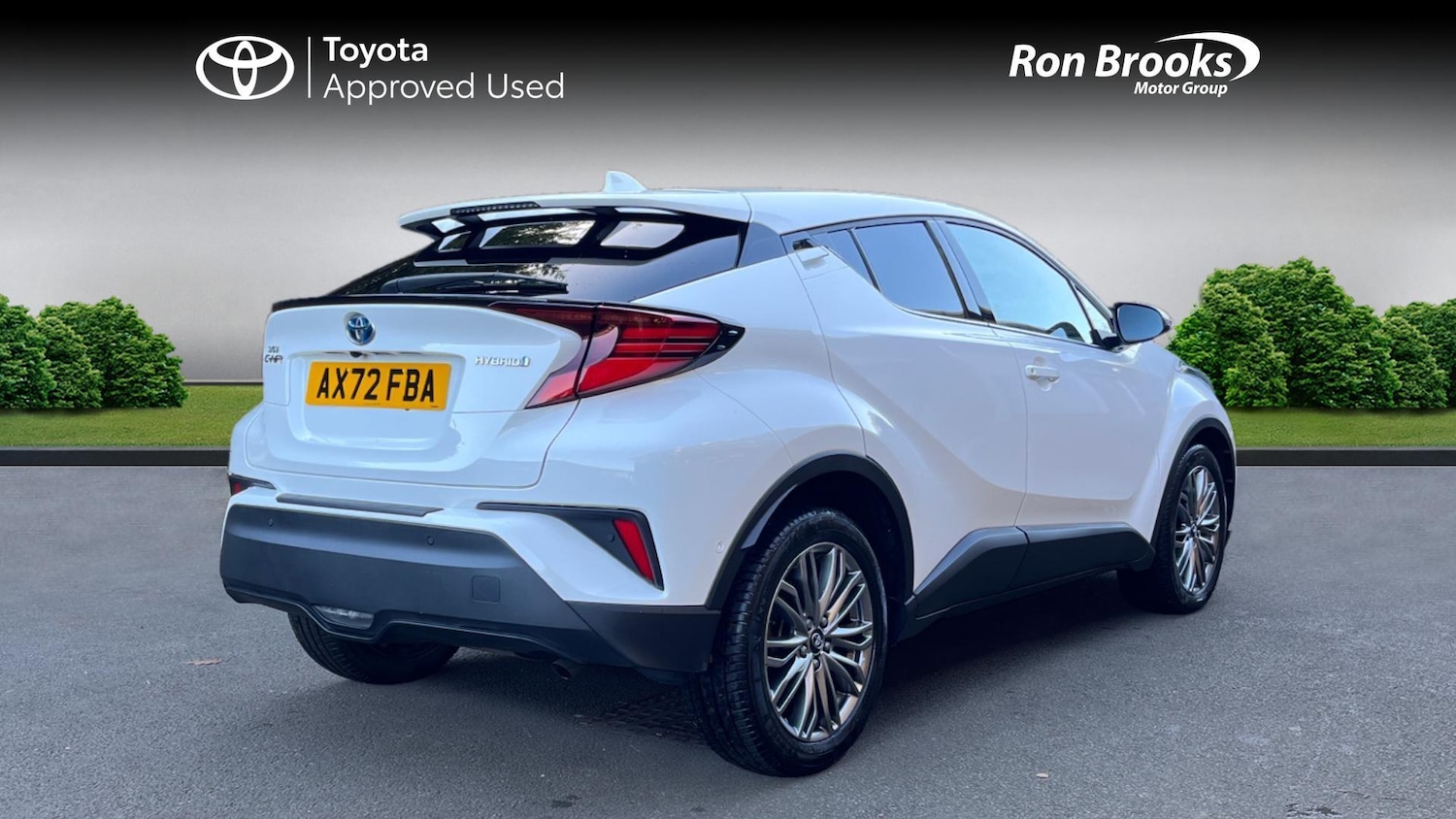 Used Toyota C-HR 2023 for sale - 76735259: Photo 2