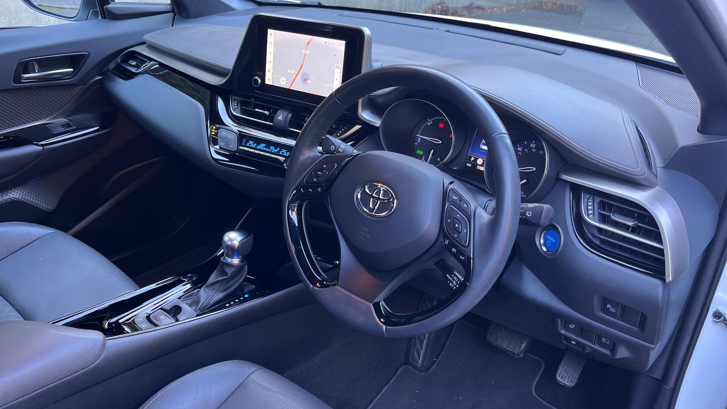 Used Toyota C-HR 2023 for sale - 76735259: Photo 23