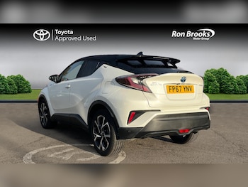 Used Toyota C-HR 2017 for sale - 76381197: Photo