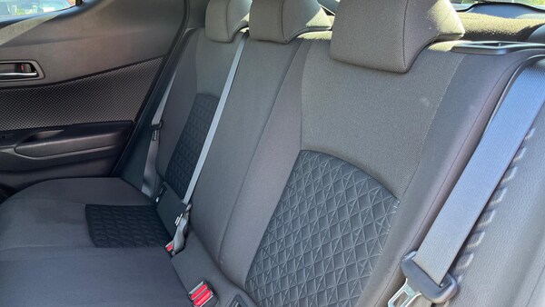 Used Toyota C-HR 2020 for sale - 76318156: Photo 13