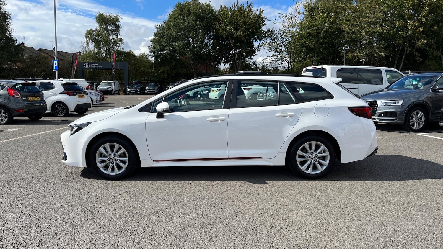 Used Toyota Corolla 2024 for sale - 75904711: Photo 17