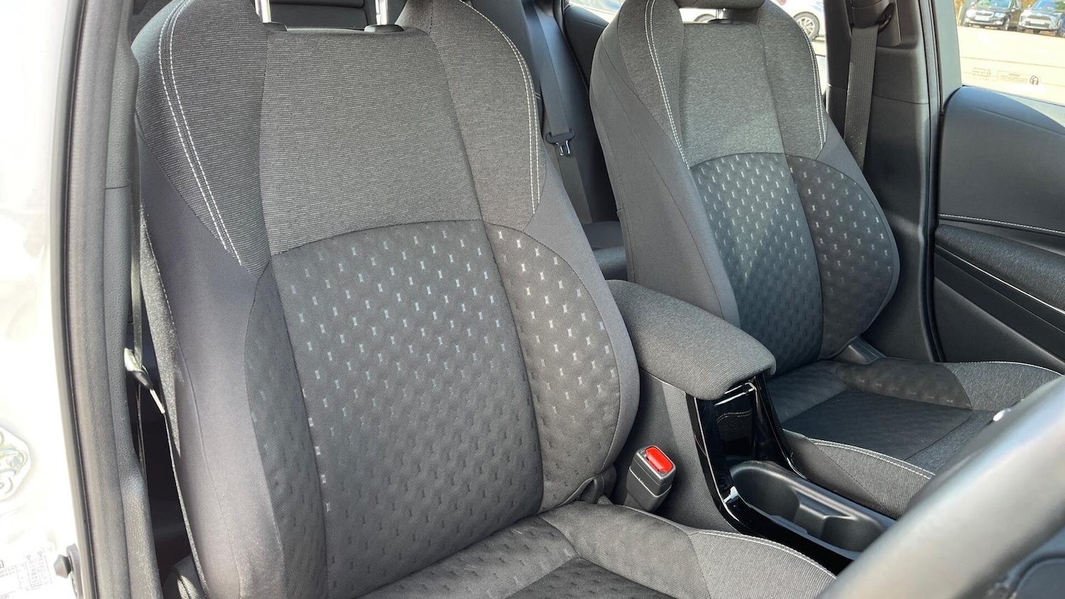 Used Toyota Corolla 2024 for sale - 75904711: Photo 24