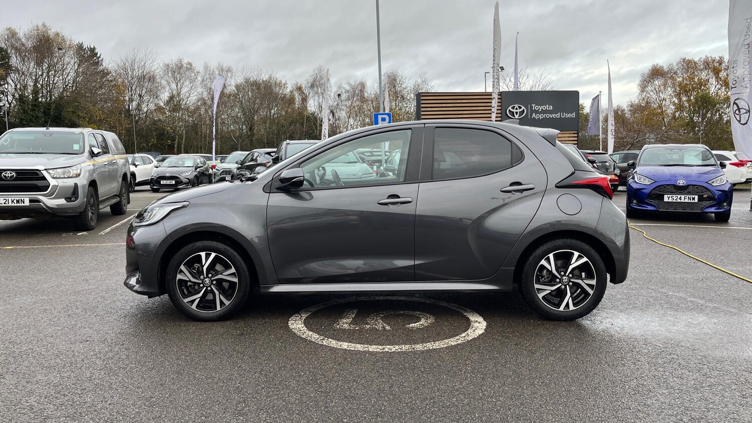 Used Toyota Yaris 2024 for sale - 76735399: Photo 17