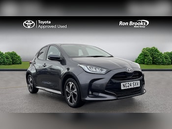 Used Toyota Yaris 2024 for sale - 76735399: Photo