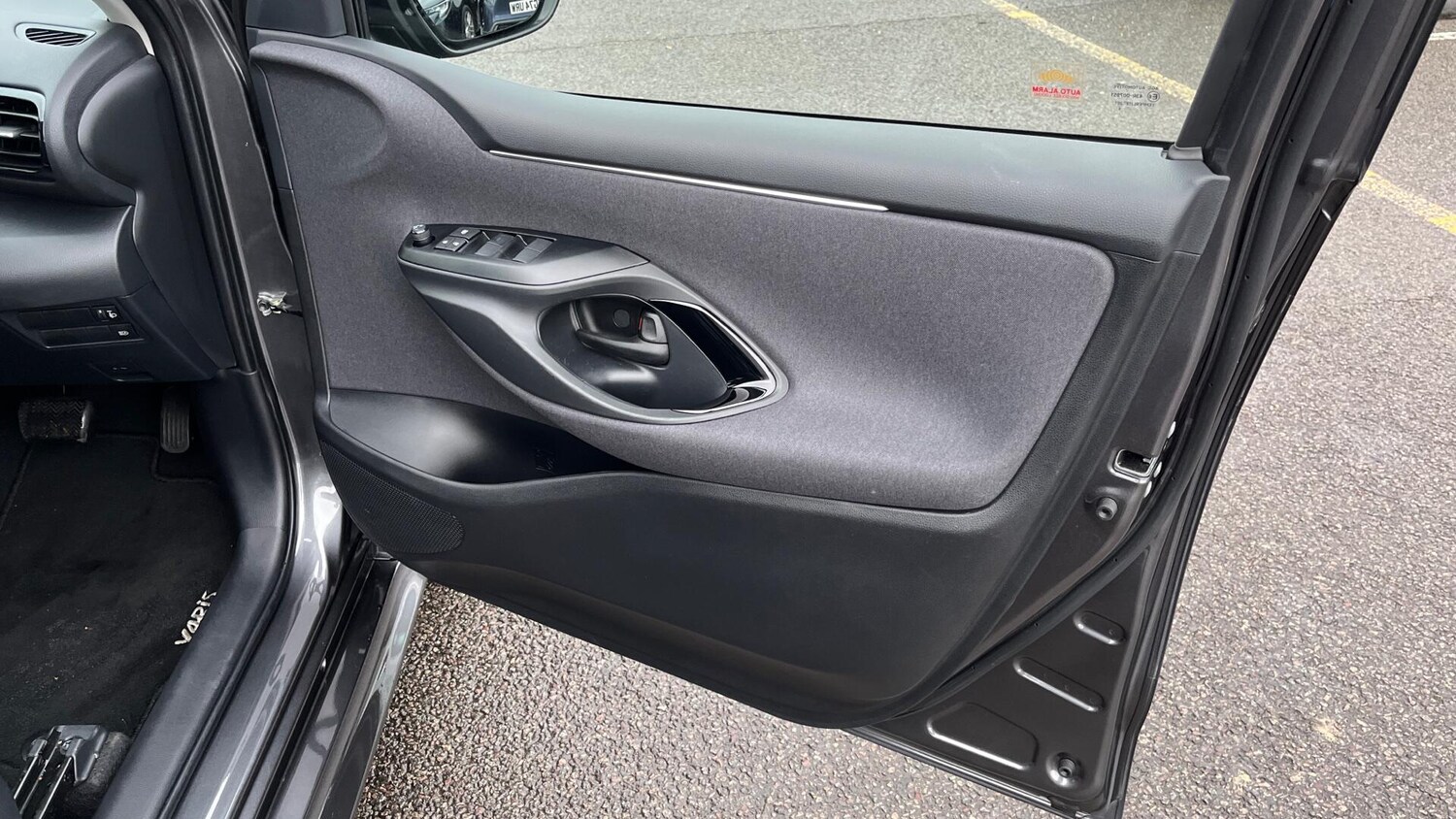 Used Toyota Yaris 2024 for sale - 76735399: Photo 22