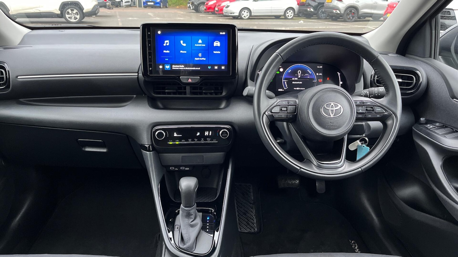 Used Toyota Yaris 2024 for sale - 76735399: Photo 5