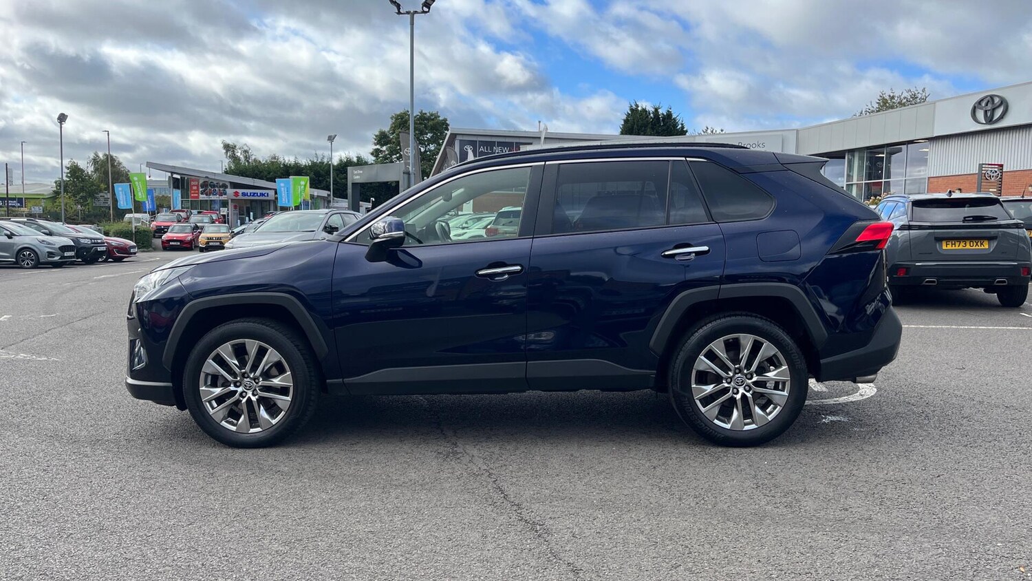 Used Toyota RAV4 2023 for sale - 75941312: Photo 17