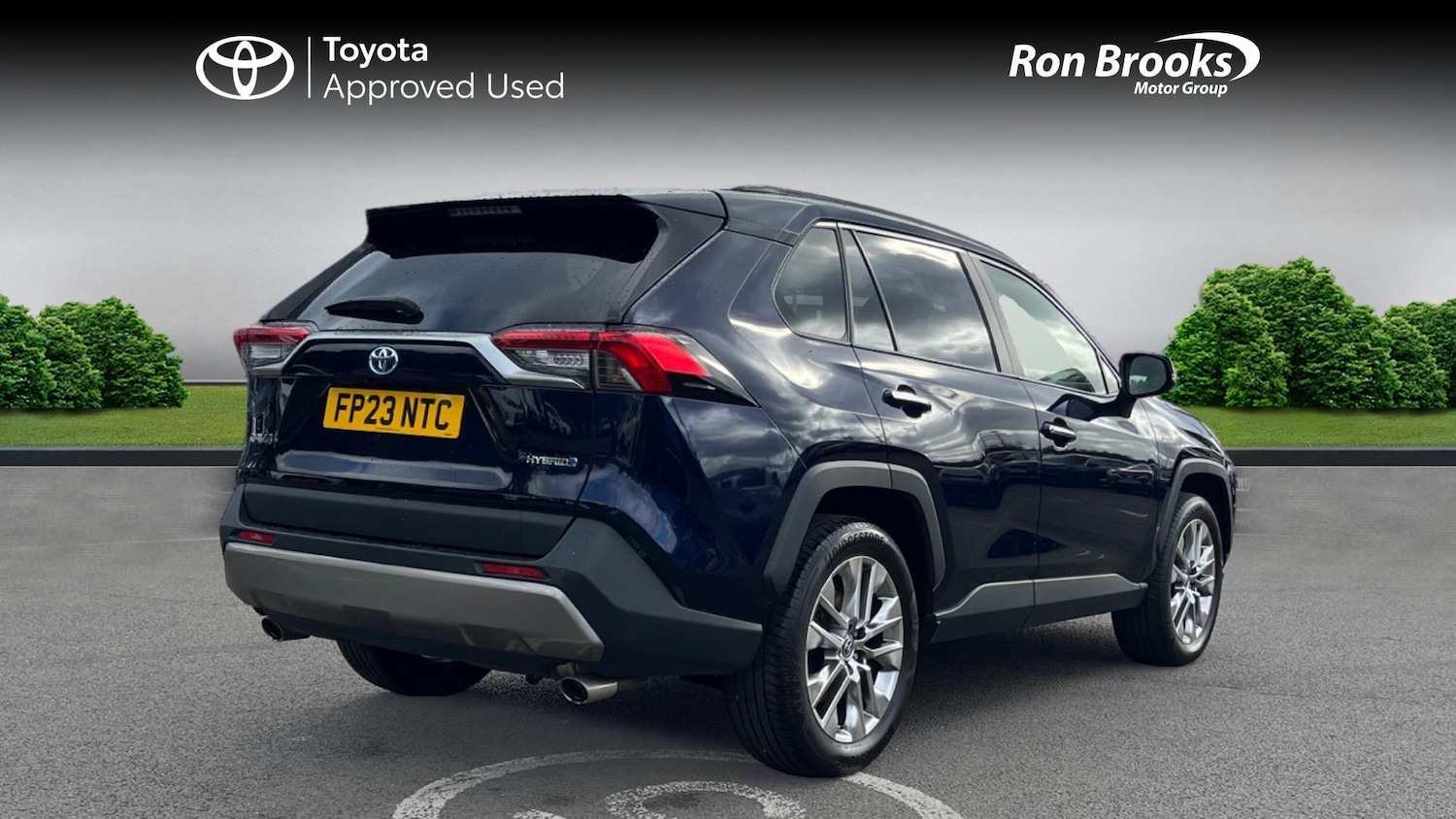 Used Toyota RAV4 2023 for sale - 75941312: Photo 2