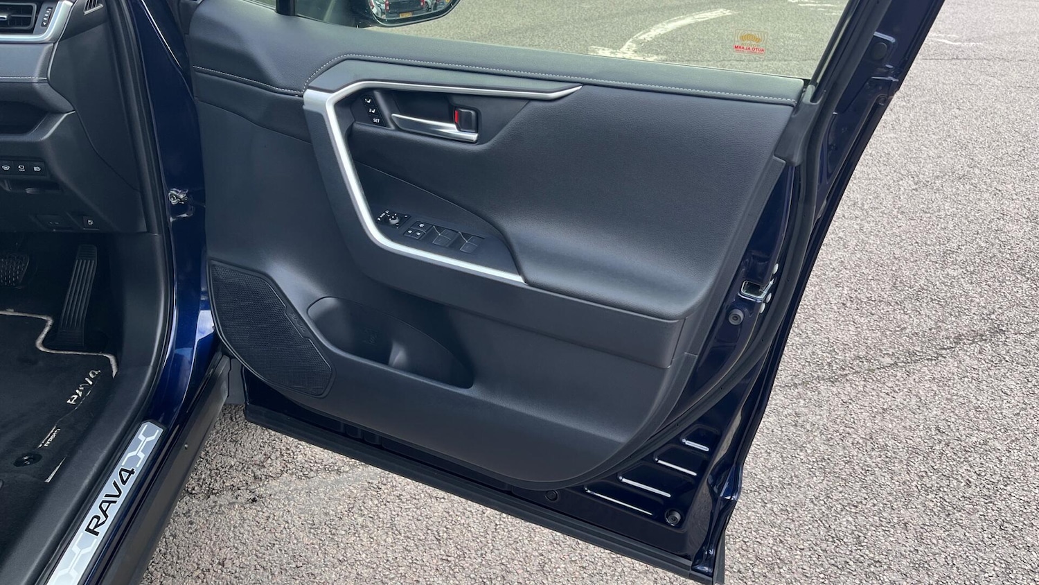 Used Toyota RAV4 2023 for sale - 75941312: Photo 24