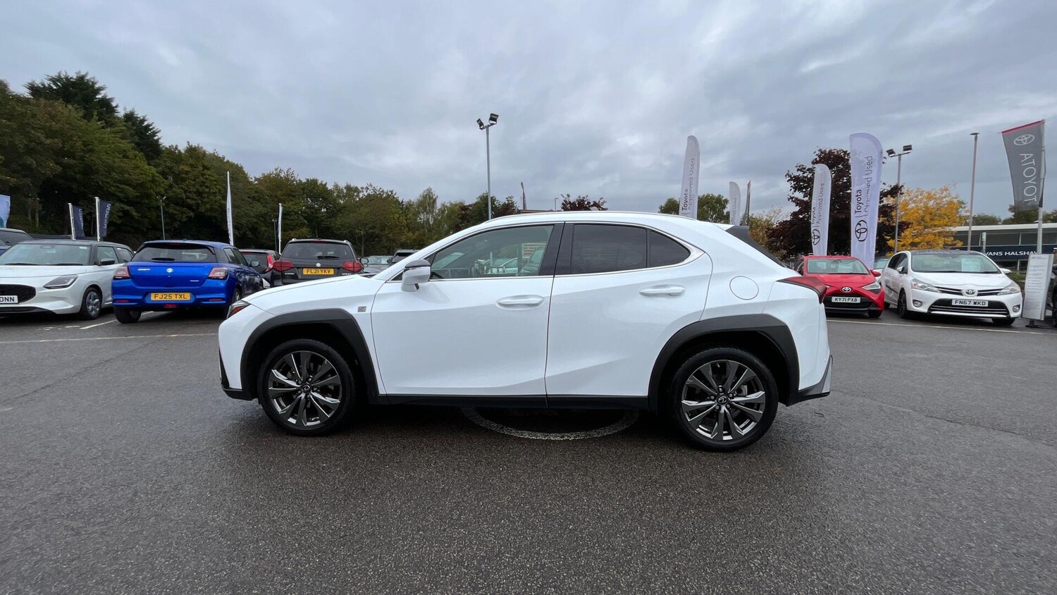 Used Lexus UX 2023 for sale - 76083763: Photo 17