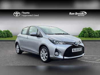 Used Toyota Yaris 2015 for sale - 76528115: Photo