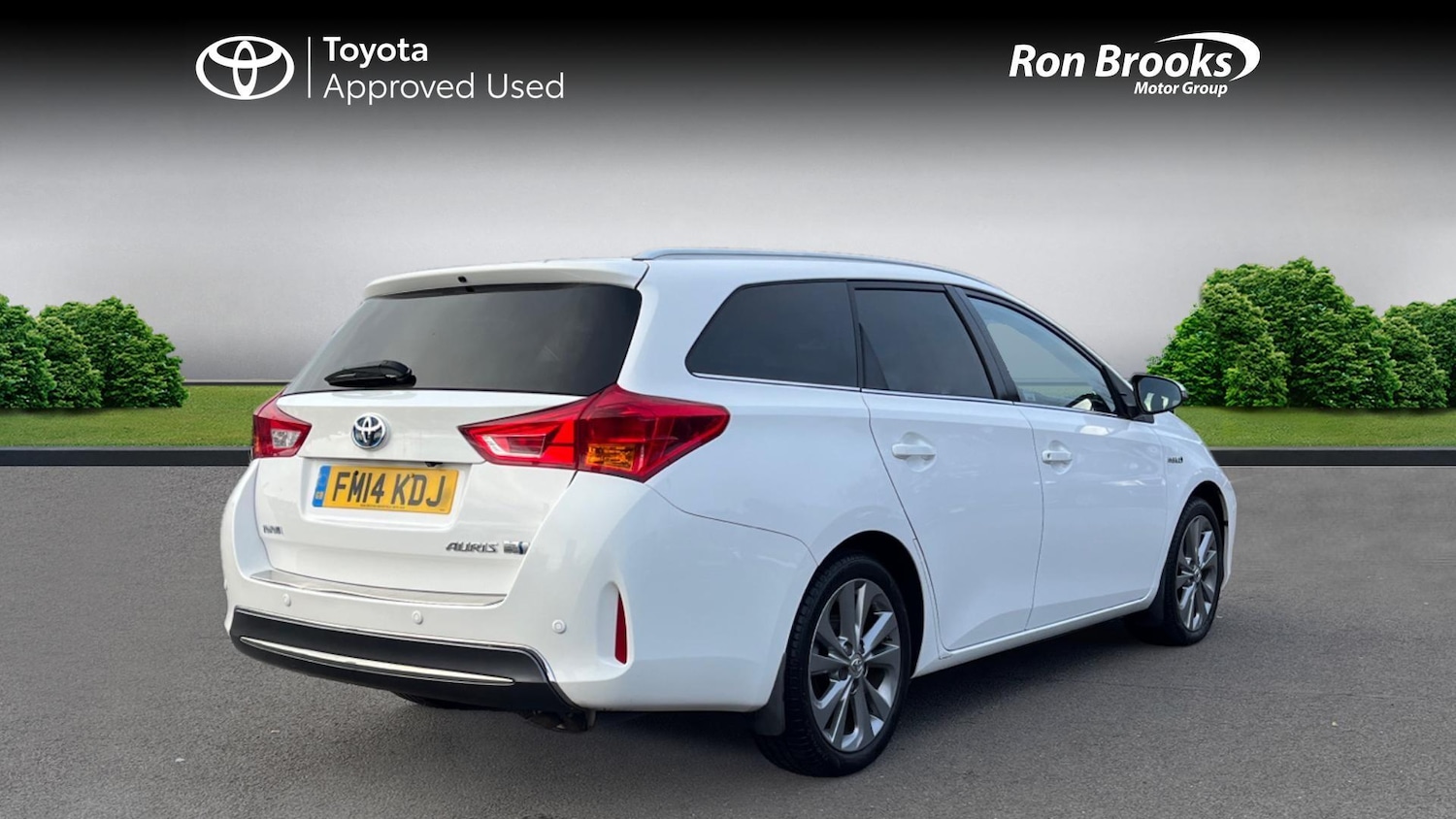 Used Toyota Auris 2014 for sale - 76735406: Photo 2