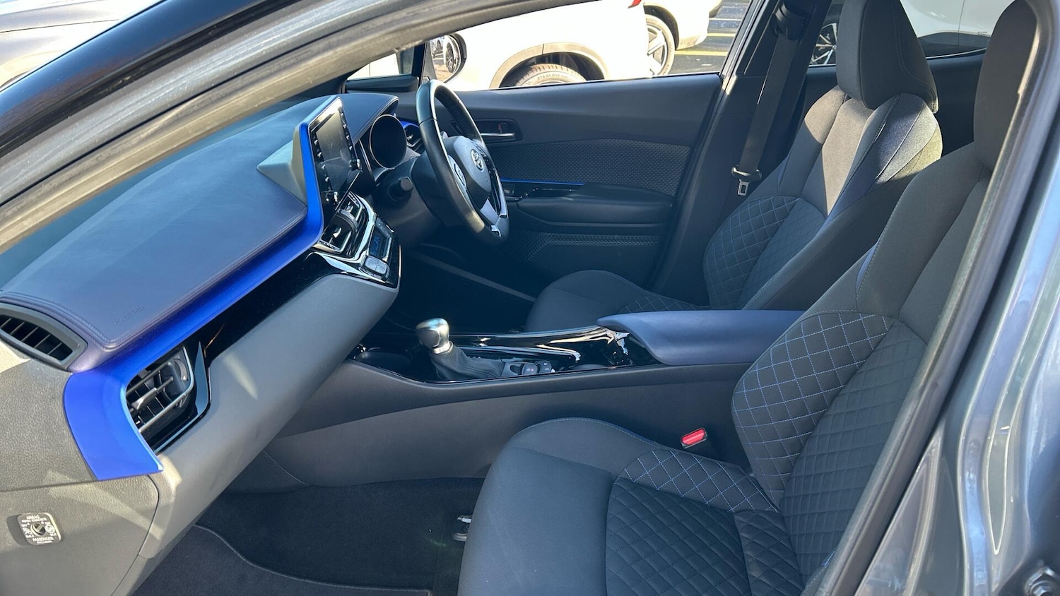 Used Toyota C-HR 2020 for sale - 76936400: Photo 10