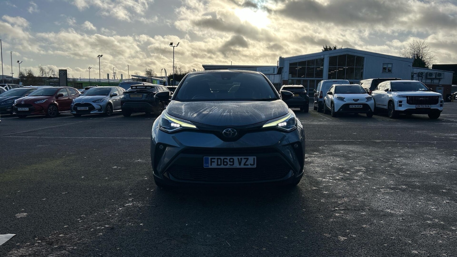 Used Toyota C-HR 2020 for sale - 76936400: Photo 15