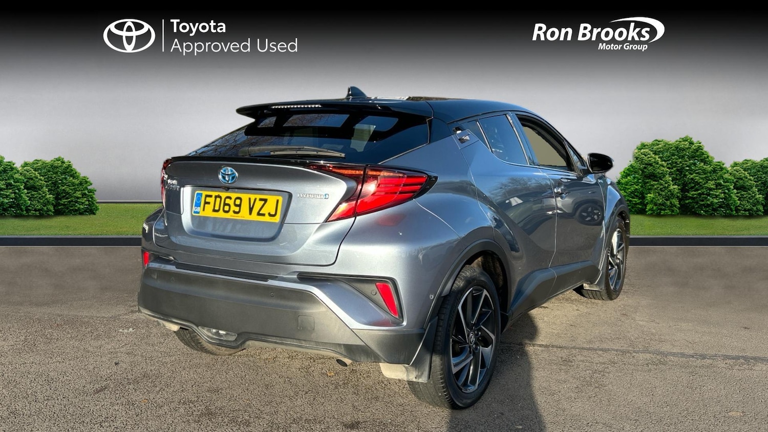 Used Toyota C-HR 2020 for sale - 76936400: Photo 2