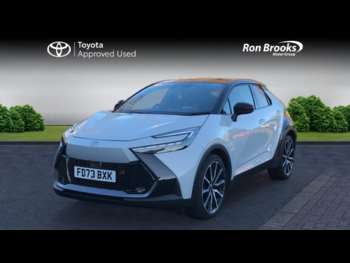 Used Toyota C-HR 2023 for sale - 73131247: Photo