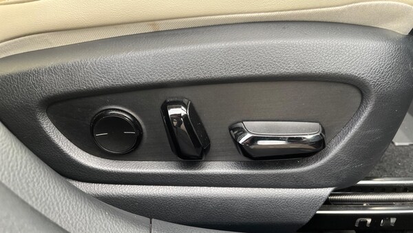 Used Lexus UX 2020 for sale - 76137318: Photo 21