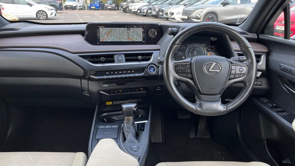 Used Lexus UX 2020 for sale - 76137318: Photo 5