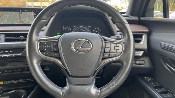 Used Lexus UX 2020 for sale - 76137318: Photo 8