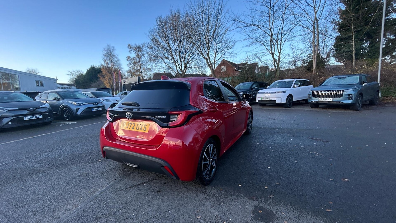 Used Toyota Yaris 2022 for sale - 76936584: Photo 2