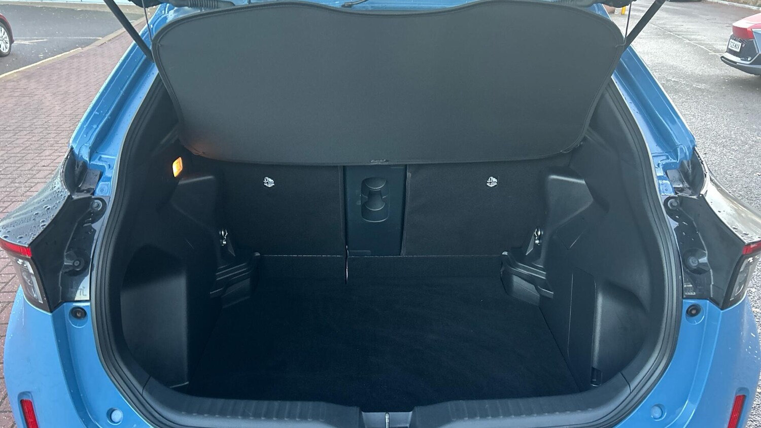 Used Toyota Yaris Cross 2021 for sale - 76780697: Photo 14