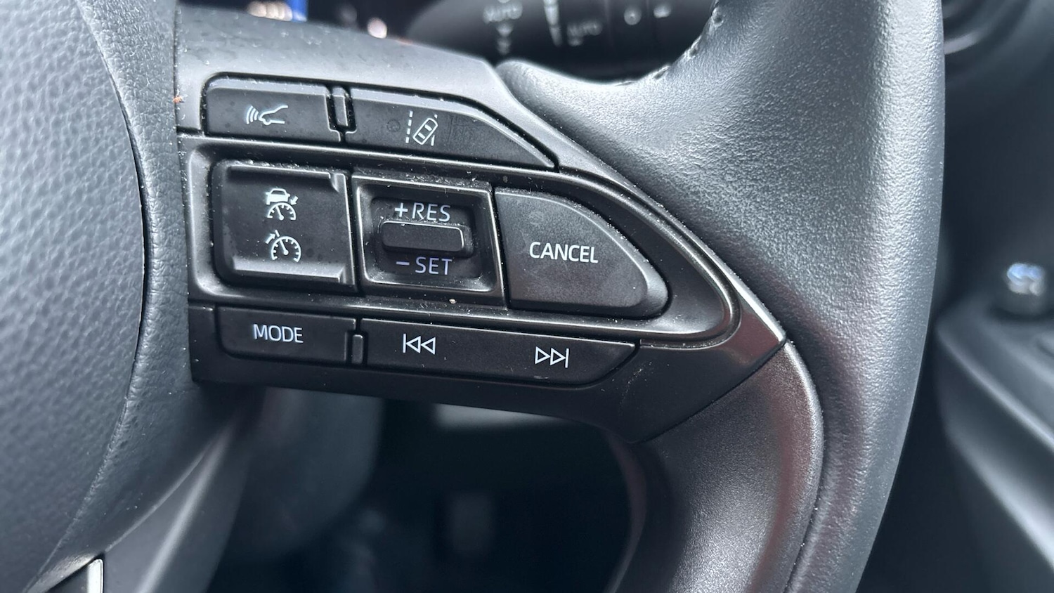 Used Toyota Yaris Cross 2021 for sale - 76780697: Photo 20