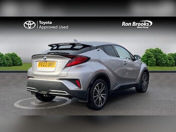 Used Toyota C-HR 2022 for sale - 76408803: Photo