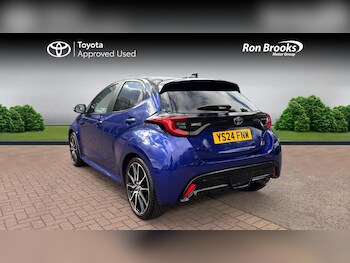 Used Toyota Yaris 2024 for sale - 76446432: Photo