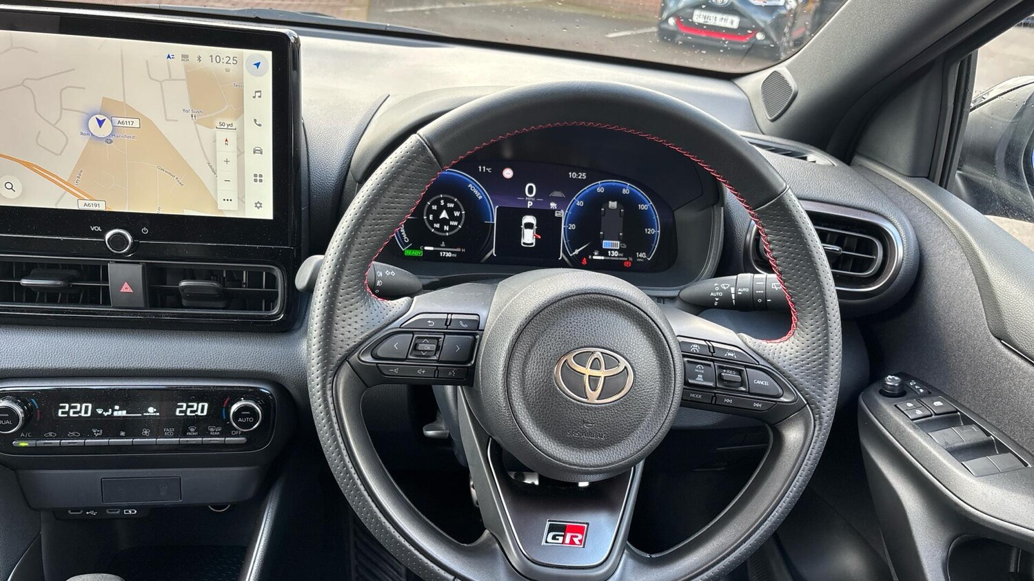 Used Toyota Yaris 2024 for sale - 76446432: Photo 8