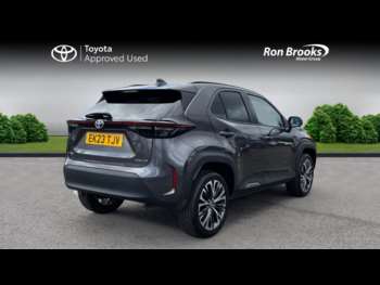 Used Toyota Yaris Cross 2023 for sale - 74032551: Photo