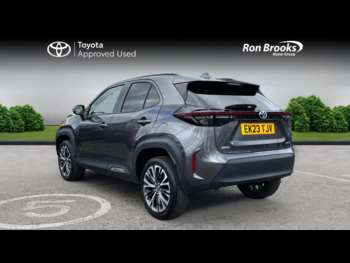 Used Toyota Yaris Cross 2023 for sale - 74032551: Photo