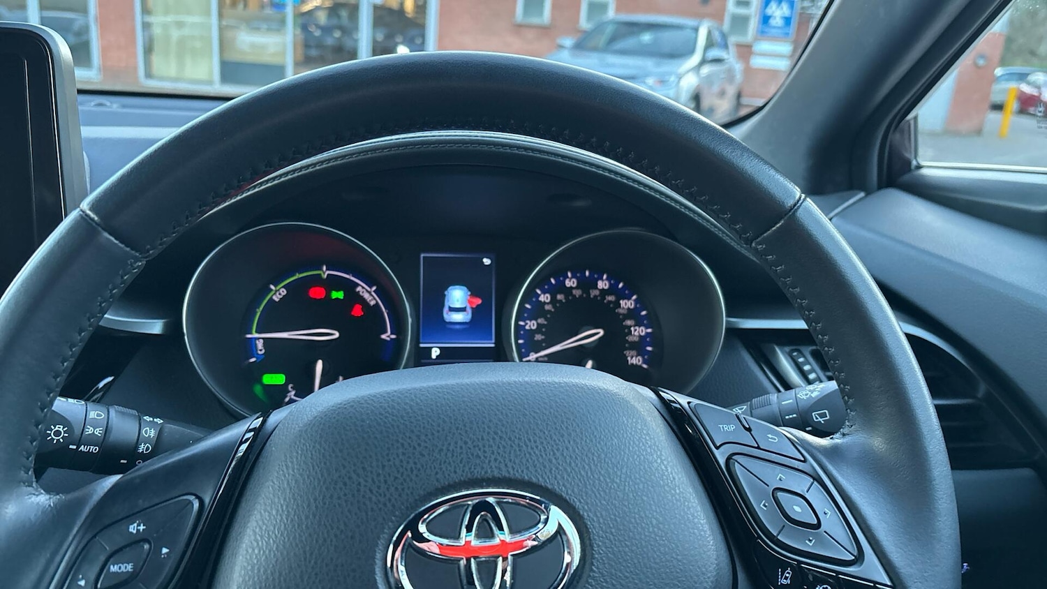 Used Toyota C-HR 2022 for sale - 76735082: Photo 9