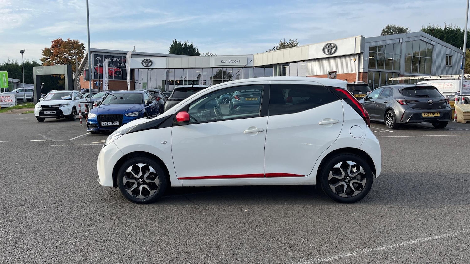 Used Toyota AYGO 2020 for sale - 76108481: Photo 17