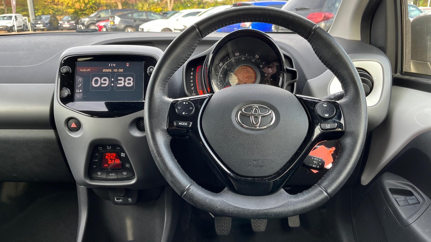 Used Toyota AYGO 2020 for sale - 76108481: Photo 6