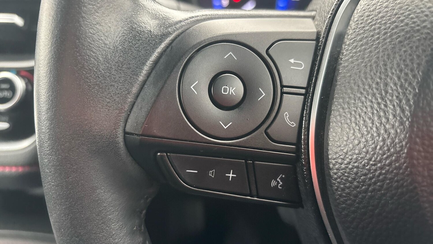 Used Toyota Corolla 2021 for sale - 76855920: Photo 21