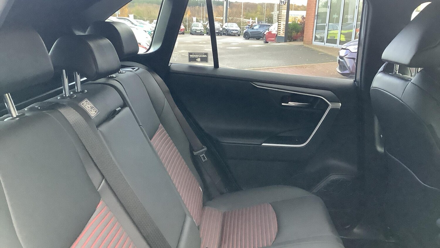 Used Toyota RAV4 2022 for sale - 76849740: Photo 12