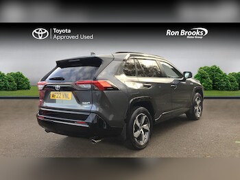 Used Toyota RAV4 2022 for sale - 76849740: Photo
