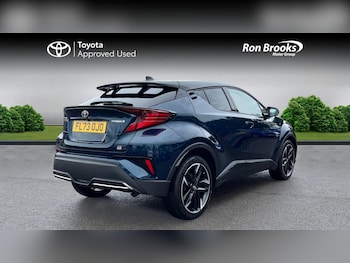 Used Toyota C-HR 2023 for sale - 76123008: Photo 2