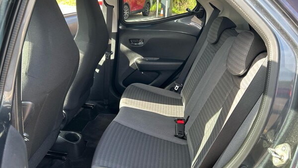 Used Toyota AYGO 2019 for sale - 76282899: Photo 13
