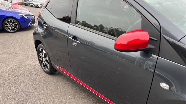 Used Toyota AYGO 2019 for sale - 76282899: Photo 24
