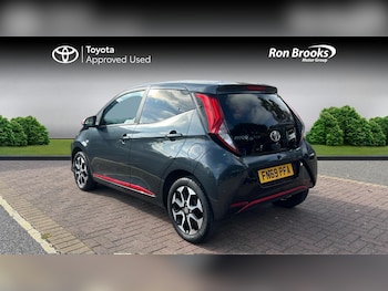 Used Toyota AYGO 2019 for sale - 76282899: Photo 4