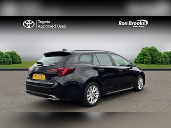 Used Toyota Corolla 2024 for sale - 76121598: Photo 2
