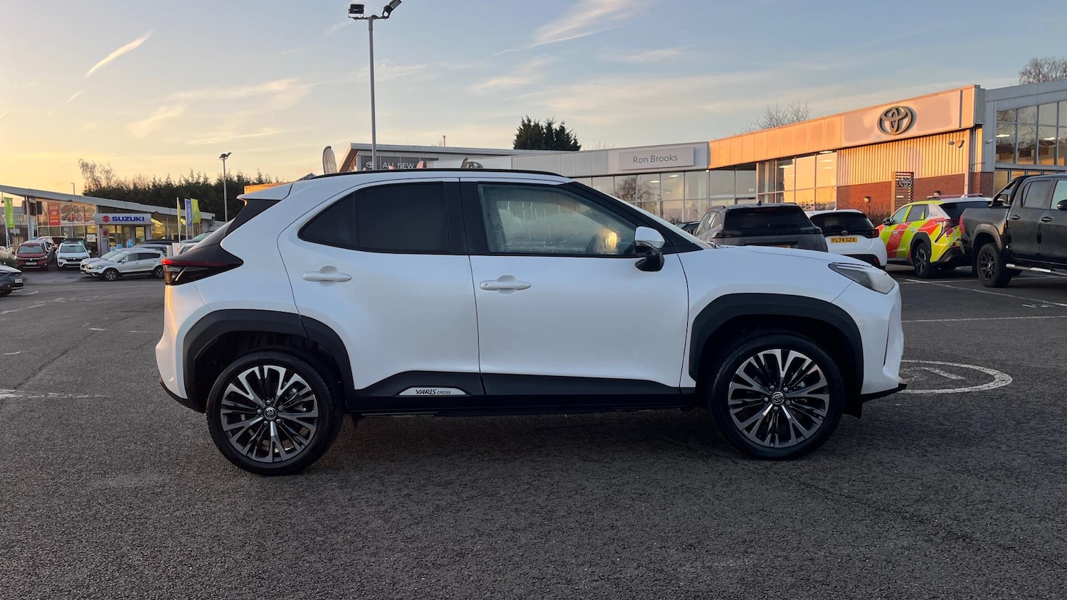 Used Toyota Yaris Cross 2024 for sale - 77040449: Photo 16