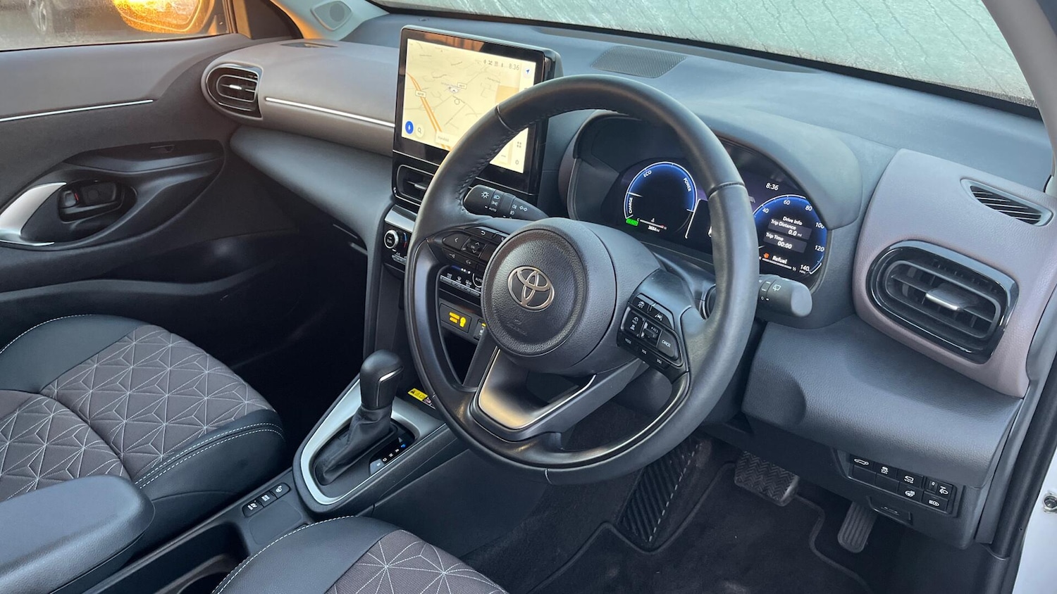 Used Toyota Yaris Cross 2024 for sale - 77040449: Photo 22