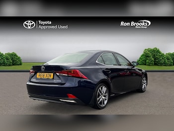 Used Lexus IS 2018 for sale - 76314569: Photo