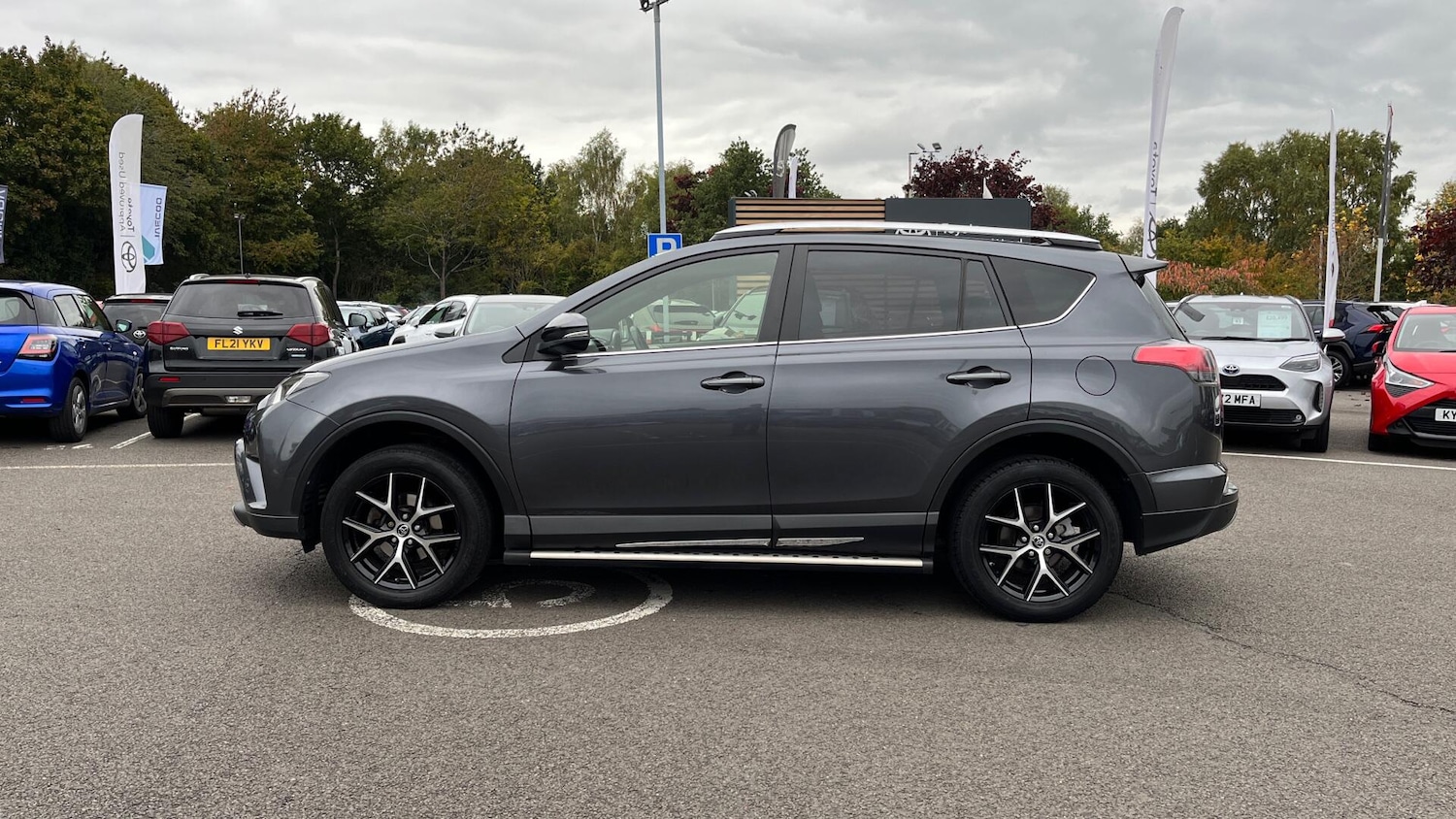 Used Toyota RAV4 2017 for sale - 76122413: Photo 17